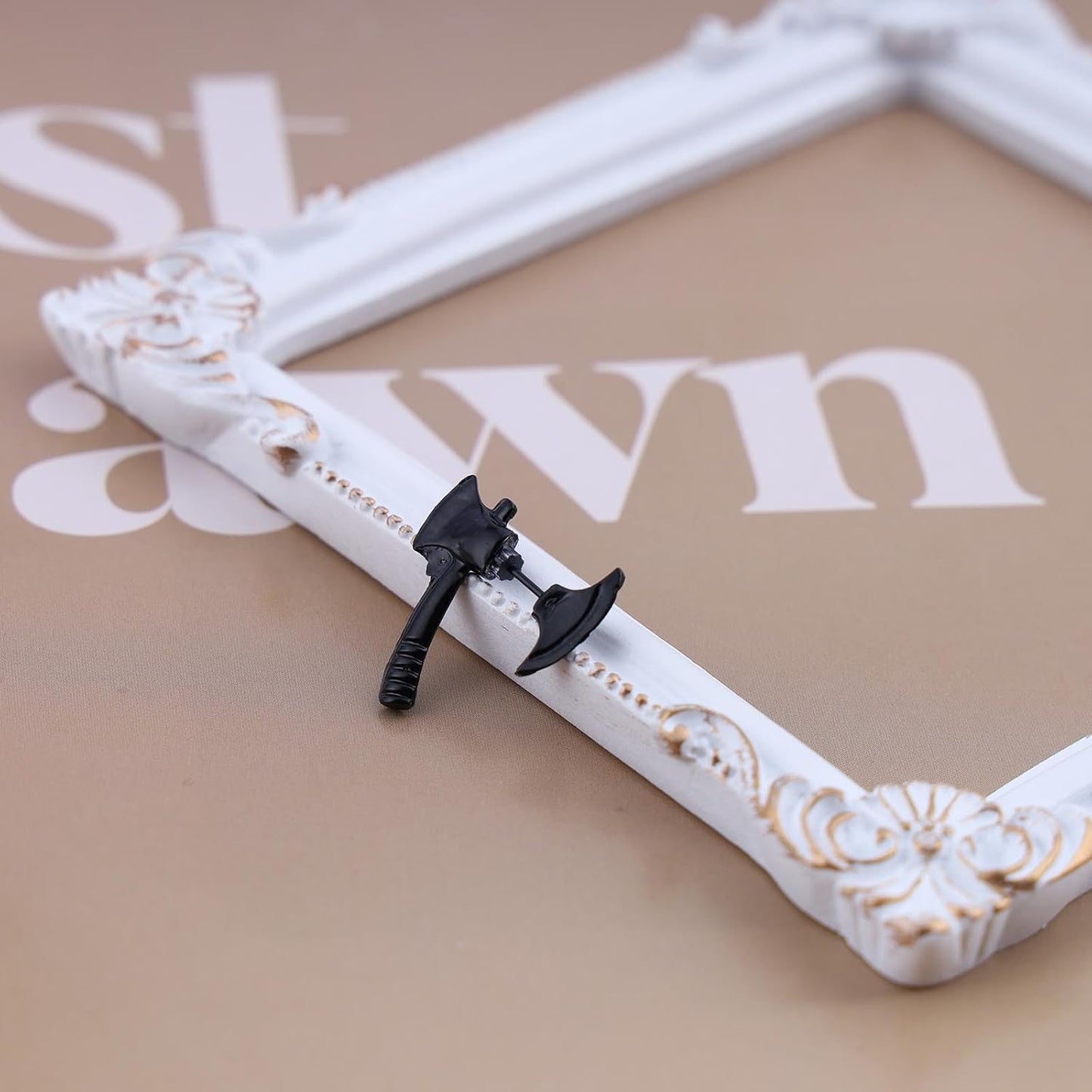 Punk Axe Ear Jacket Earrings Black Axe Stud Earrings Gothic Scary Axe Earrings Axe Hatchet Shape Earrings Jewelry for Women