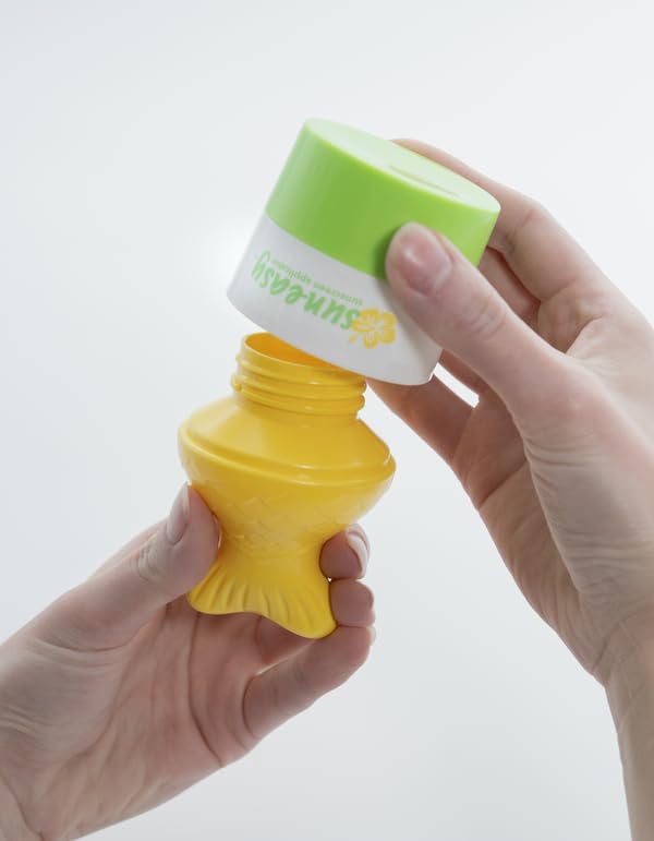 YAYA ORGANICS Sun-Easy Sunscreen Applicator, Refillable Roll-On with Sponge for Kids and Babies, Fun, Fast and Mess-Free application, Holds 80 ml, Fish/Blue Cap