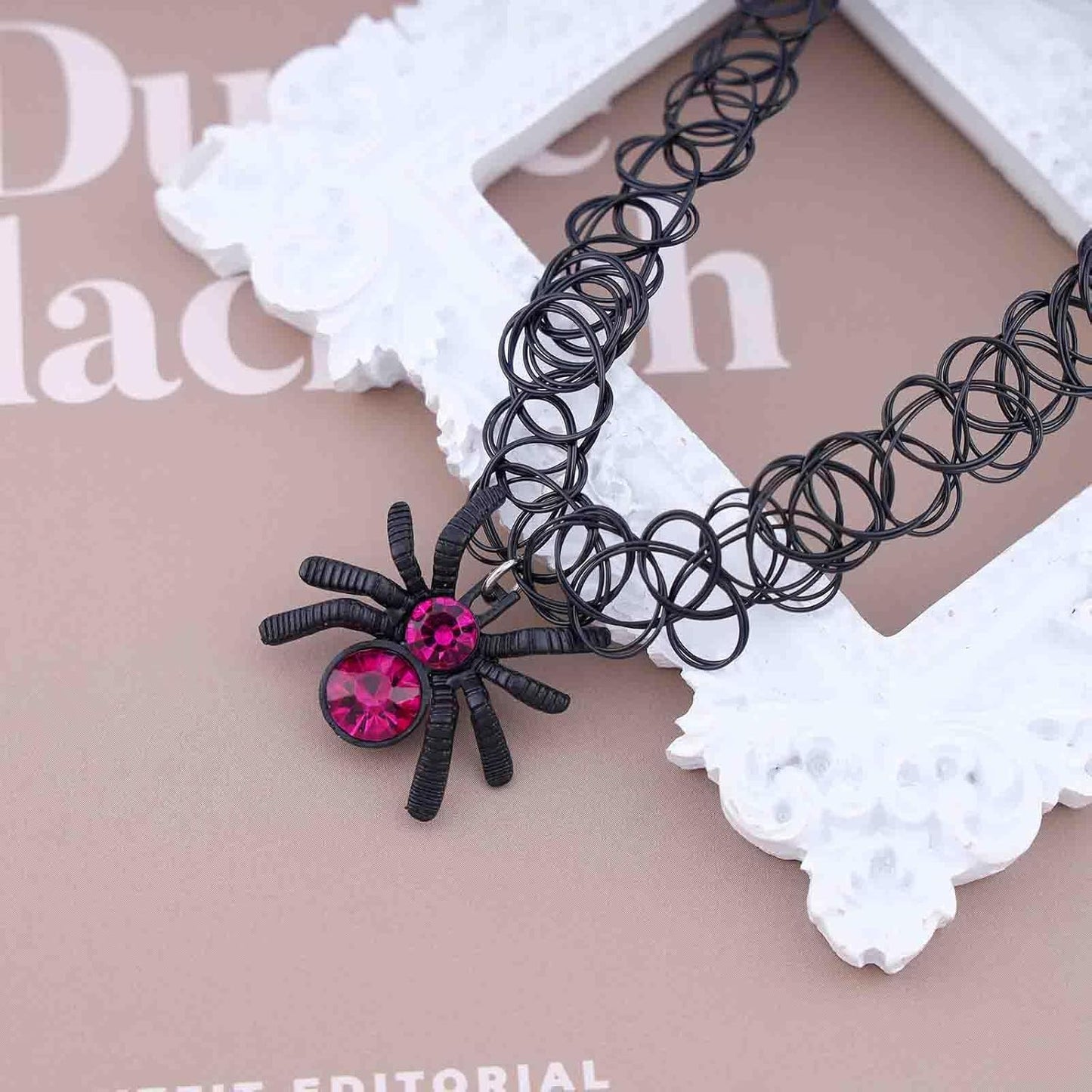 Black Velvet Choker Necklace Goth Balck Spider Dark Neckalce Punk Spider Velvet Suede Neckalce Dark Spider Pendant Necklace Jewelry for Women and Girls Gifts