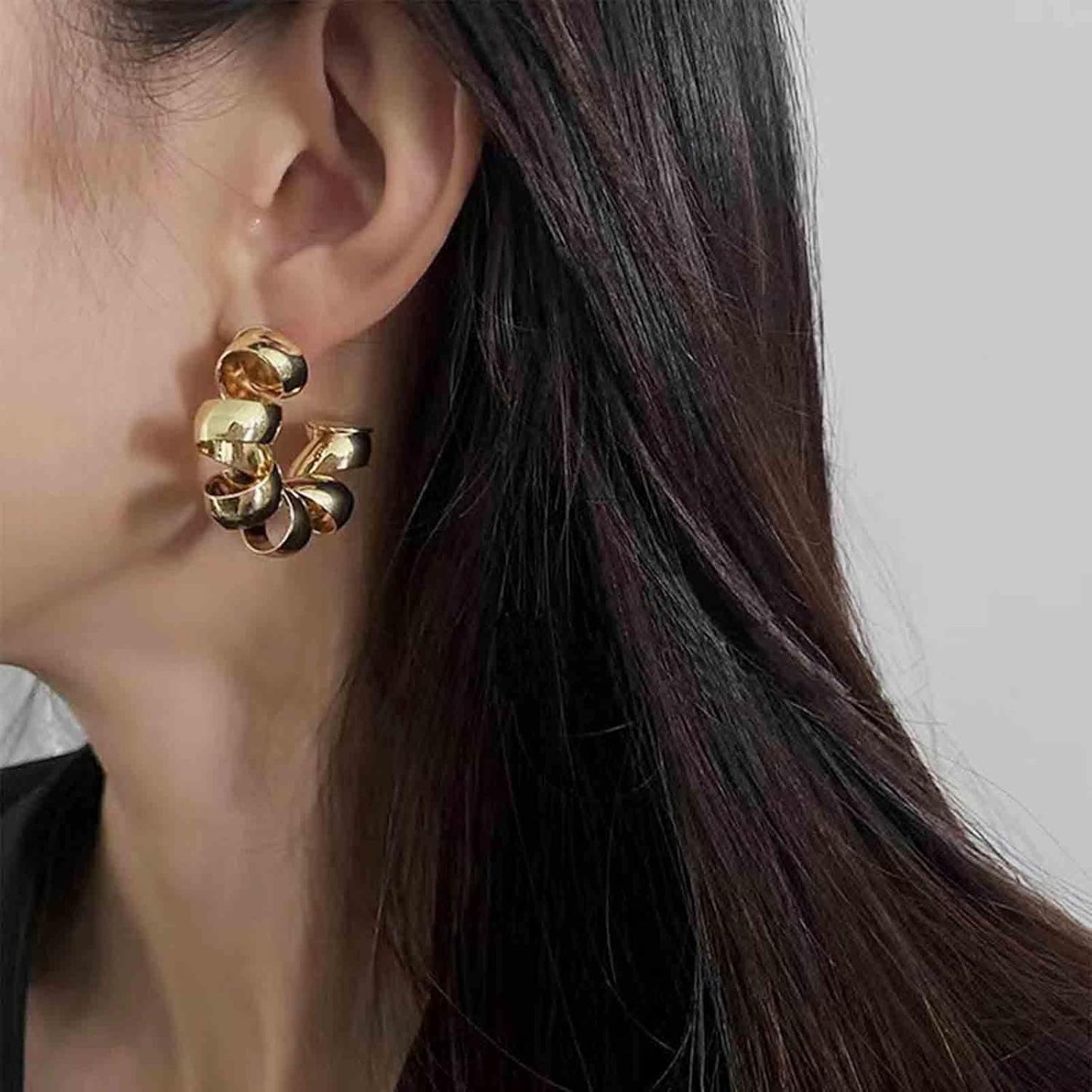 Vintage Exaggerated Irregular Circle Earrings Twist Hoop Earrings Twisted Rope Round Earrings Gold Circle Hoop Dangle Earrings Jewelry for Women