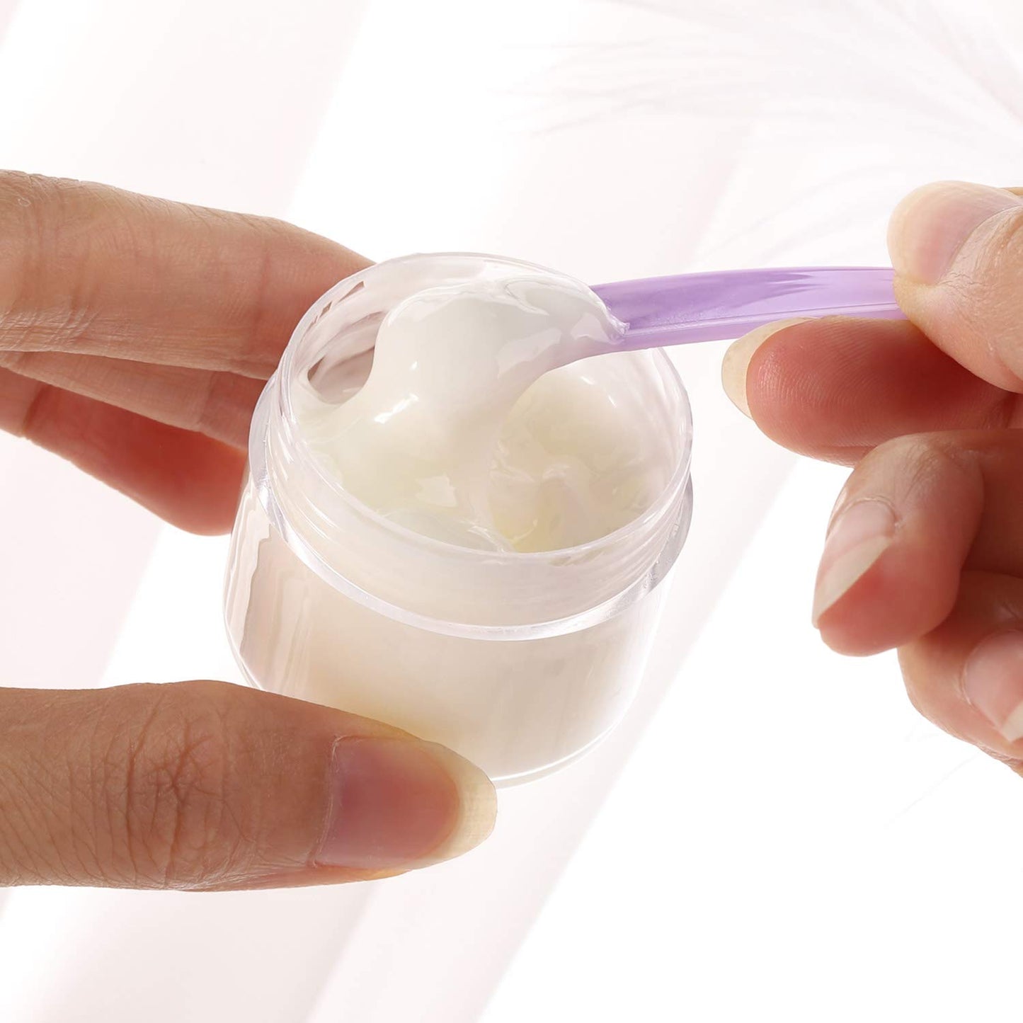 Refillable Cosmetic Sample Jars - 100 Pack 20g (0.7oz) Milti Color Small Travel Containers with Lids + 10 Mini Makeup Spatulas - BPA Free