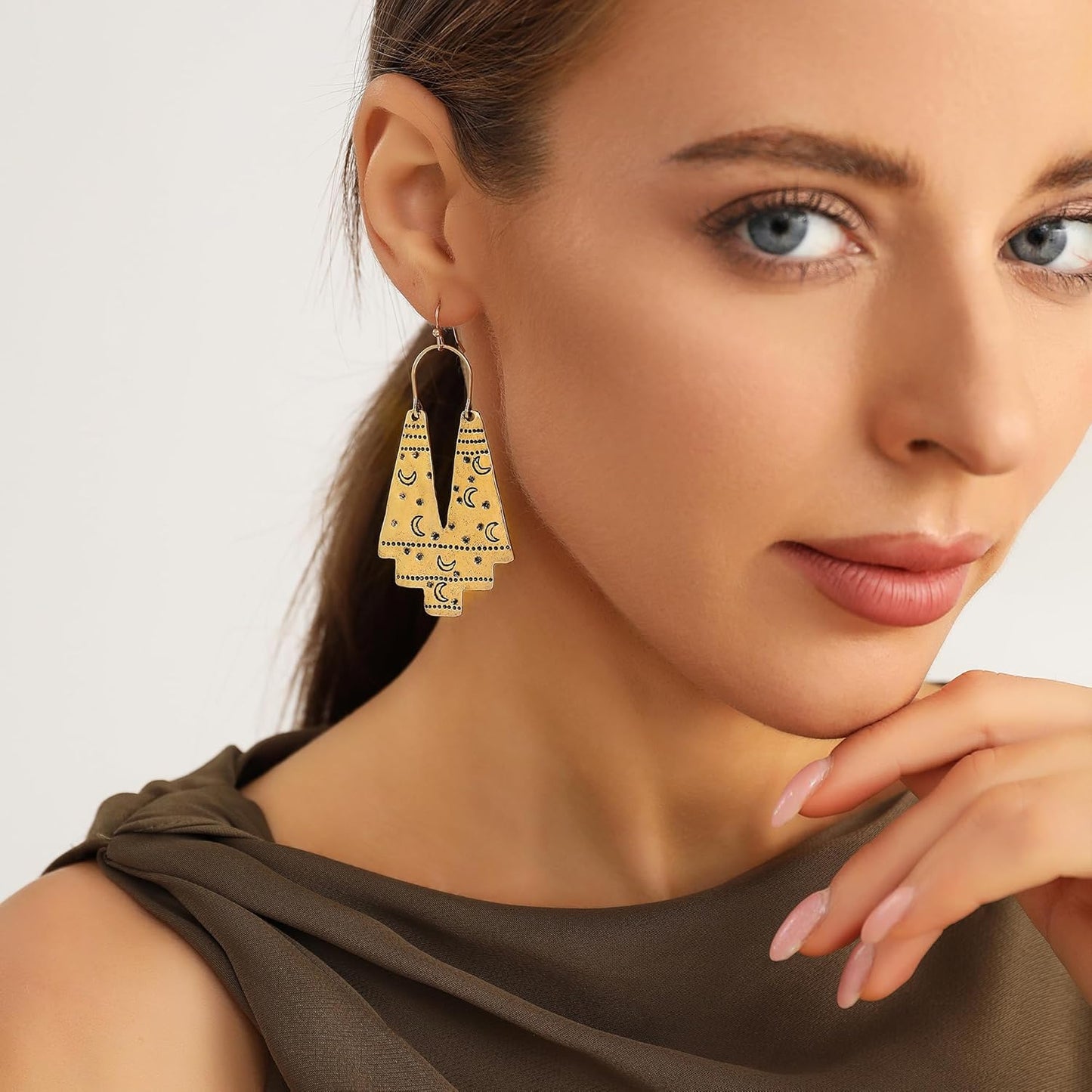 Zealmer Gold Geometric Earrings Statement Vintage Boho Ethnic Earrings Hollow Out Fan Shape Dangle Drop Earrings for Women Birthday Christmas Valentines Day Gift