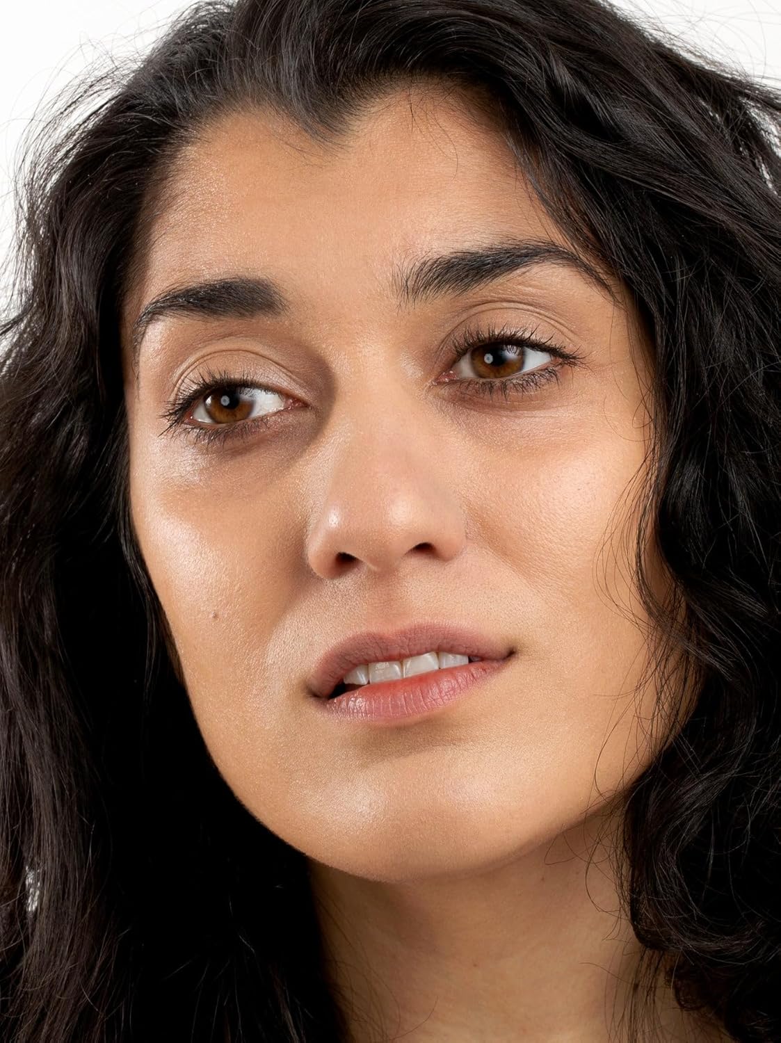 Completely Covered Creme Concealer (Malaga) By AU NATURALE COSMETICS | Weightless, Creaseless Perfection | Vegan, Gluten-Free | Ethically Crafted with Meadowfoam Seed Oil for Full-spectrum of Color